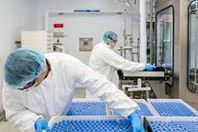 شركة مصرية تحصل على رخصة تصنيع لعلاج كورونا