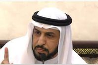 حساب تاريخ آل سعود لأكاديمي كويتي :أنت جاهل برتبة دكتور