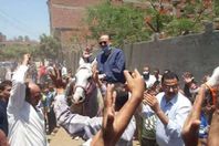 برلماني عن فيديو الرقص بالحصان: شاركت فرحة الأهالي في دقيقة