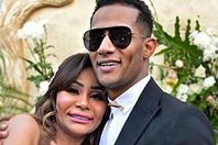 محمد رمضان و  شقيقته

