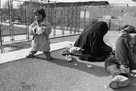 شبكة لبيع الأطفال على الإنترنت بعاصمة إسلامية