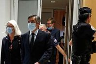 رئيس وزراء فرنسا الأسبق وزوجته