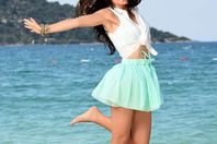 النجمة التركية ديميت أوزديمير