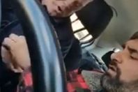 فيديو صادم: بريطاني يسب سائق تاكسي «مسلم»
