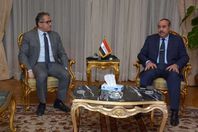 وزير السياحة و وزير الطيران المدني