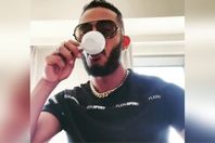 _118803918_whatsubject