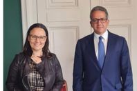 وزير  السياحة والآثار  و  وزيرة الدولة بوزارة الخارجية الألمانية
