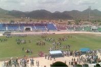 173-222243-swarm-bees-cancels-football-match_700x400