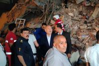 6852330c4236041cc61df40b