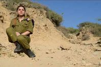 مجندات إسرائيل على حدود مصر: «مش عارفين نستحمى»