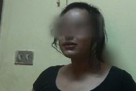 قوادة وابنتها يحتجزان 4 فتيات لإجبارهن على الدعارة