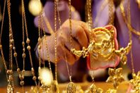 سعر عيار الذهب الـ21 يرتفع إلى 595 جنيها