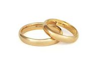 يعثر على خاتم زواجه بعد 35 عاما من فقدانه 