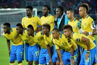 الجابون تعرض رشوة على الكاميرون 