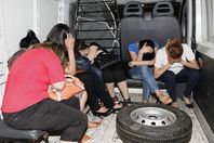 القبض على "شبكه دعارة " بينهم سيدة ونجلتها بطنطا