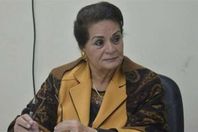 ناديه عبده محافظ البحيرة