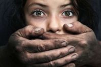 اغتصاب الاطفال