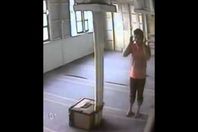 سيجارة هدية للص المساجد بالبحيرة