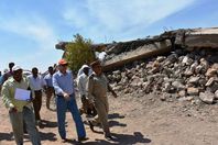 إزالة التعديات علي أراضي أملاك الدولة بالعلاقي بأسوان
