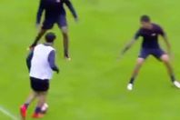 محمد صلاح يـتألق في أول تدريب مع ليفربول ويسجل 4 أهداف