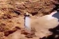 شركة مياه مطروح تكثف حملاتها لإزالة التعديات على خط المياه