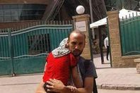 الطفلة جنى و والدها