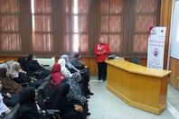 السيدات أثناء ندوة حملة نوارة 2