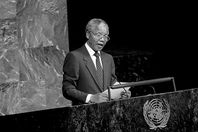 نيلسون مانديلا