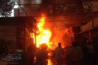 اندلاع حريق ضخم بسوق الخضار بإدفو