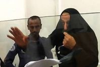 الأب القاتل بالمحكمة