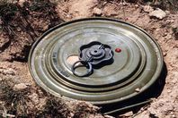 إصابة 3 جراء انفجار لغم بالشيخ زويد