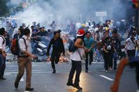 احتجاجات فى فنزويلا