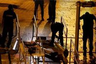 قوات الاحتلال تزيل البوابات الإلكترونية من مداخل الاقصى