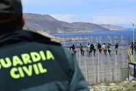 أرشيفة السياج الحدودى