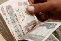 موظف يستولي علي آلاف الجنيهات