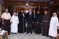 جانب من استقبال الهجان للوفد