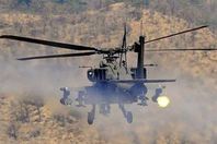 طائرات حربية تقصف منازل مسلحين بالشيخ زويد
