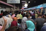 تكدس واختناقات بمحطة الشهداء وميدان رمسيس