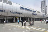 مطار القاهرة