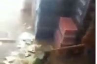 كنس العملة الإيرانية في "القمامة"..بسبب الانهيار