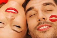 اليوم العالمي للقبلات