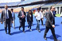 رئيس مدغشقر يزور استاد القاهرة 
