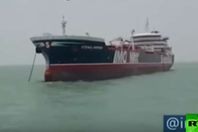 الناقلة البريطانية المحتجزة قبل احتجازها