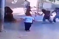 لشاب يشعل النار بوالده بالبحيرة