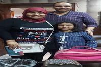 الطفلة سما مع المتهمة بخطفها