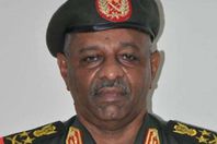 الفريق أول هاشم عبد المطلب