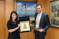 وزيرة السياحة