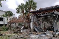 انفجار ضخم يهز مدينة فلوريدا الأمريكية