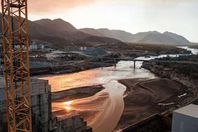 بالفيديو.. ماذا سيحدث إذا فشلت مفاوضات سد النهضة؟