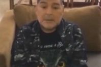 أسطورة كرة القدم الأرجنتيتي دييجو أرماندو مارادونا